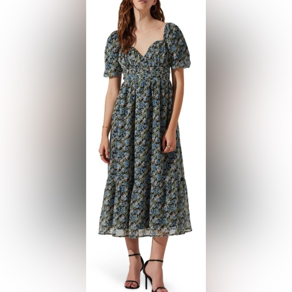 ASTR the label floral puff sleeve midi dress